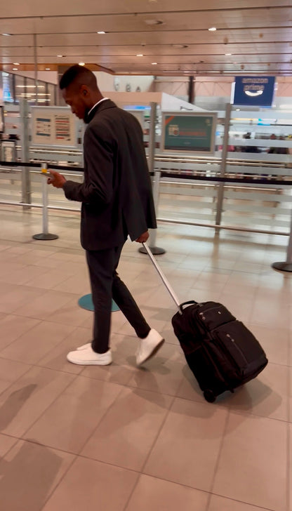 GoGO Compress Voyager™ – Rolling Carry-On Backpack | Pack Up to 50% More